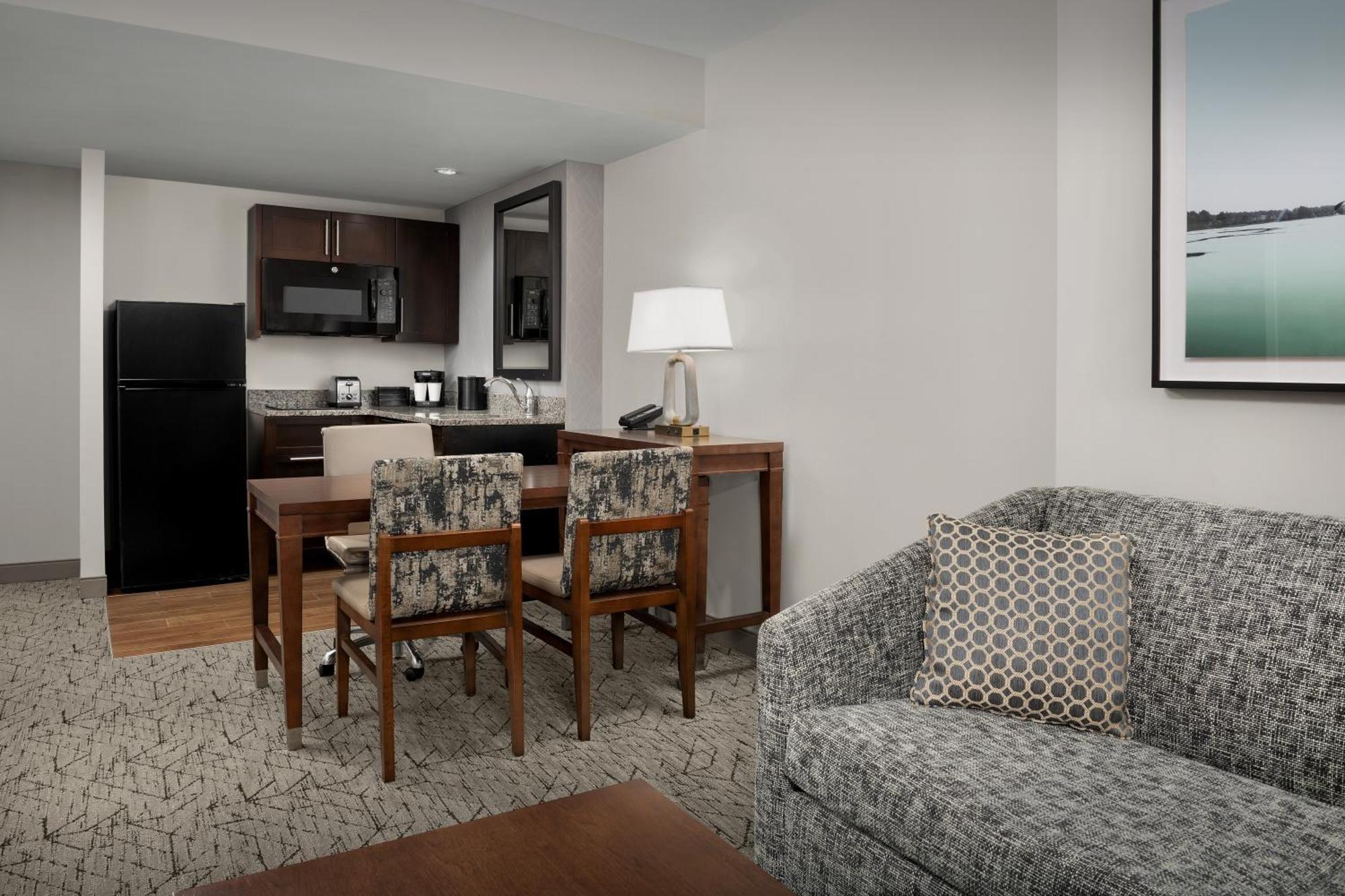 Embassy Suites Springfield Habitación foto