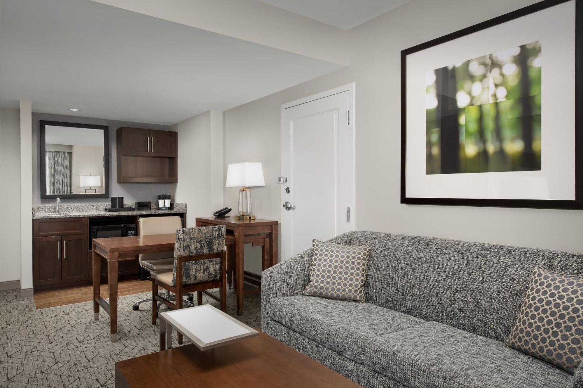 Embassy Suites Springfield Habitación foto